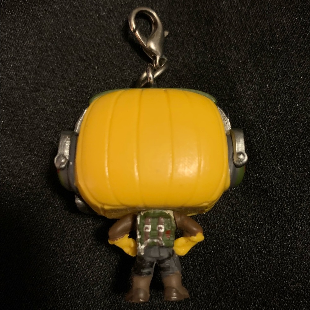 Fortnite Raptor Keychain Vinyl Figure Funko Pop! Pocket Keychain - Picture 2 of 2